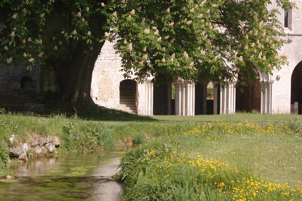 La Chaiserie La Croix-Saint-Leufroy Exteriör bild